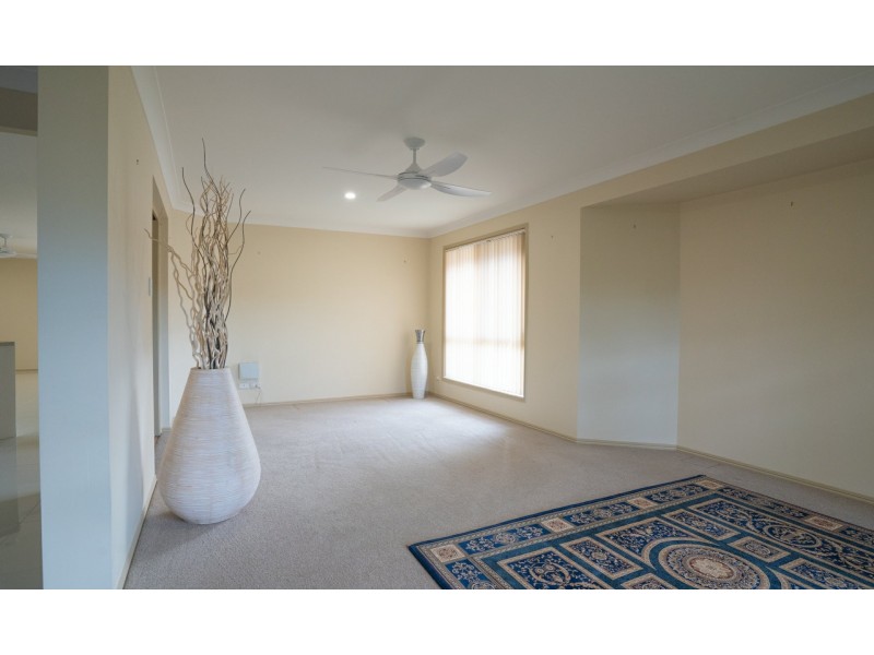 7 Sturt Place, Taree NSW 2430