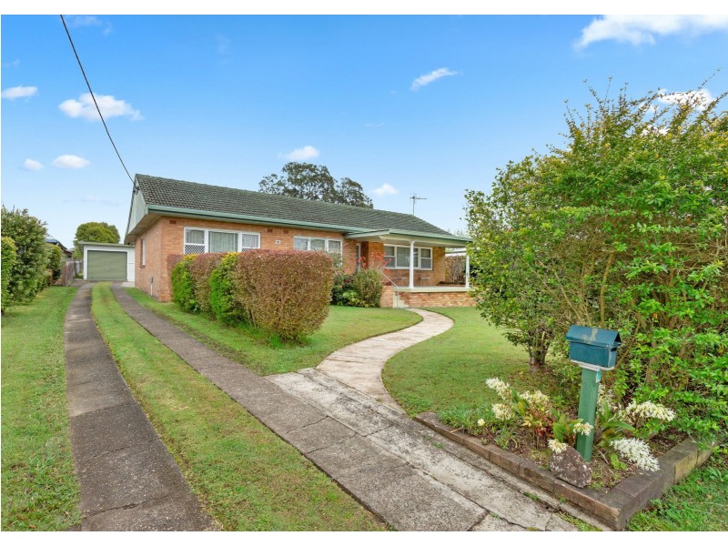 16 Plover Street, Taree NSW 2430