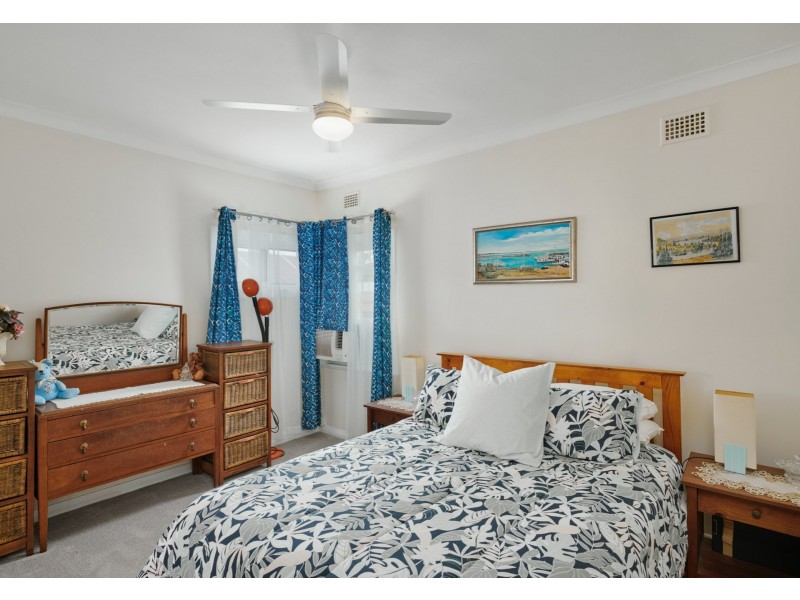 38 Crescent Avenue, Taree NSW 2430