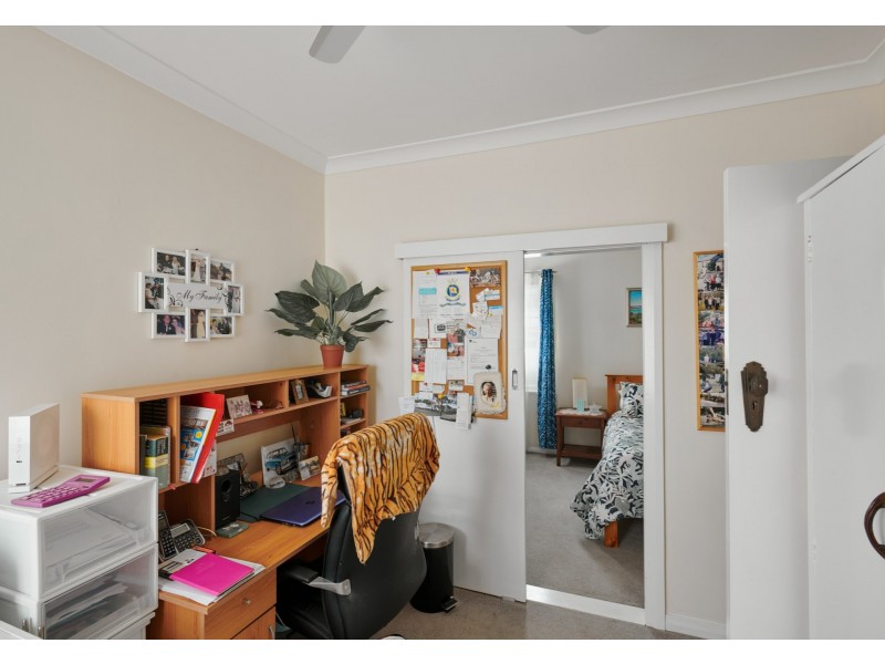 38 Crescent Avenue, Taree NSW 2430