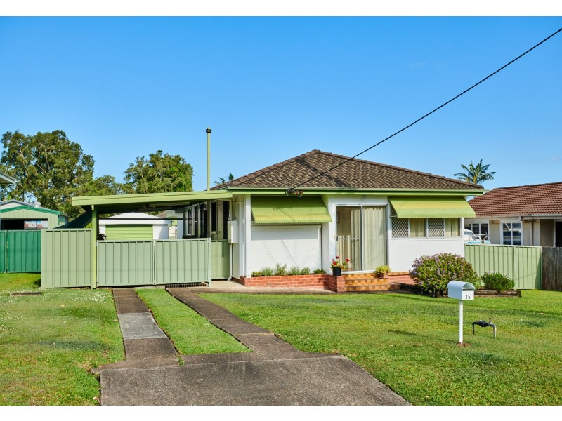25 Mudford Street, Taree NSW 2430