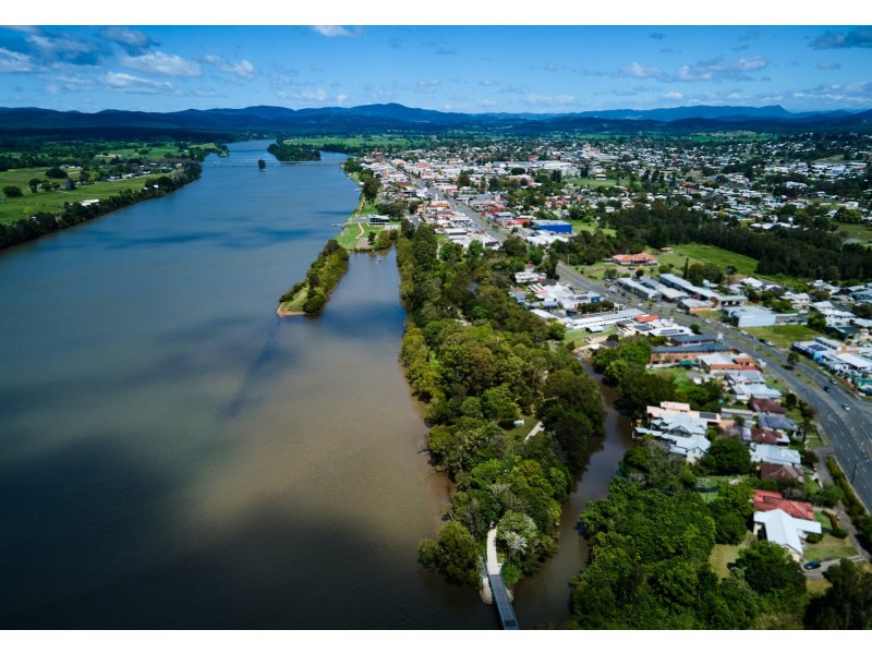 38 Crescent Avenue, Taree NSW 2430