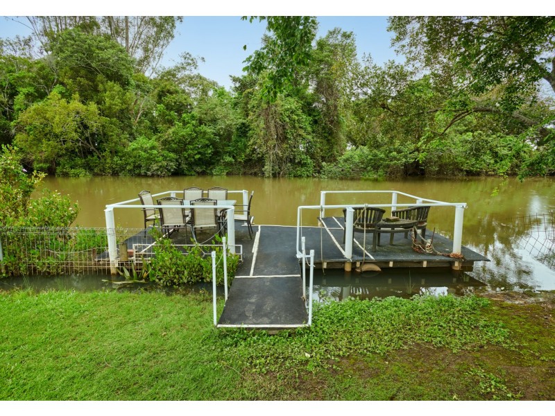 38 Crescent Avenue, Taree NSW 2430