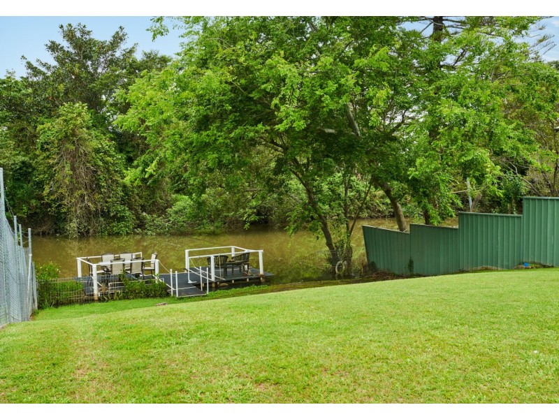 38 Crescent Avenue, Taree NSW 2430