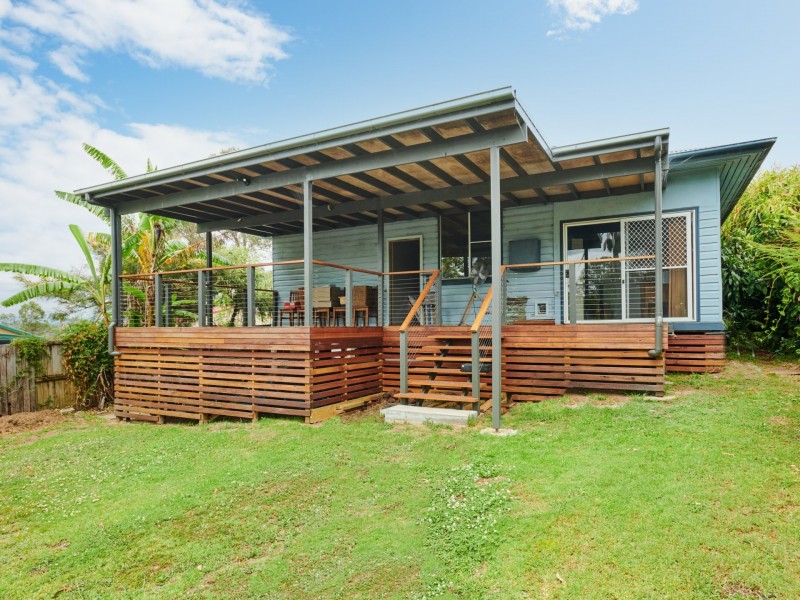 1 Machin Parade, Wingham NSW 2429
