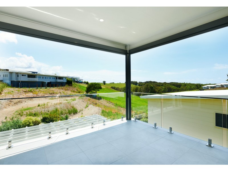 6 Eastern Valley Way, Tallwoods Village NSW 2430