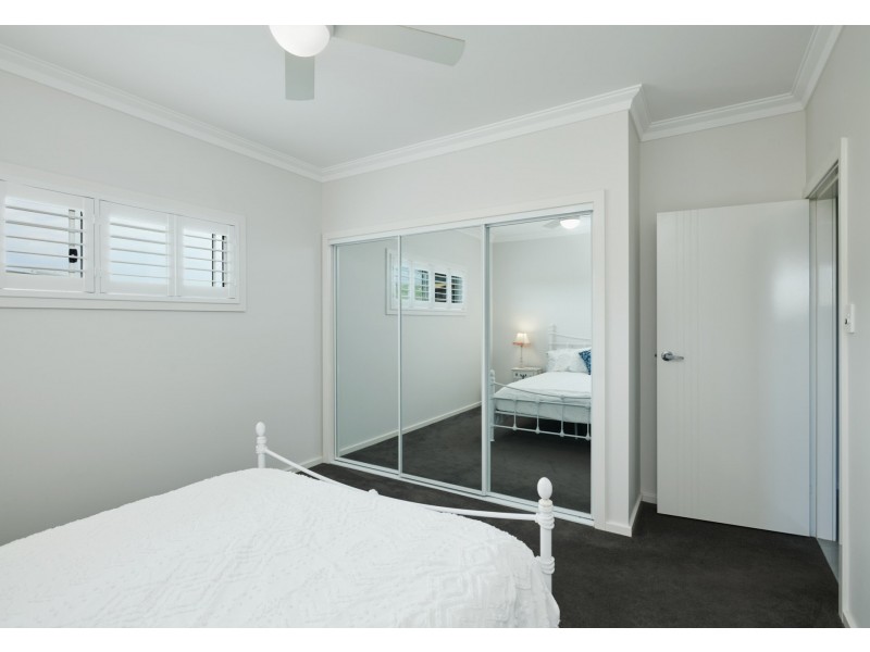 6 Eastern Valley Way, Tallwoods Village NSW 2430