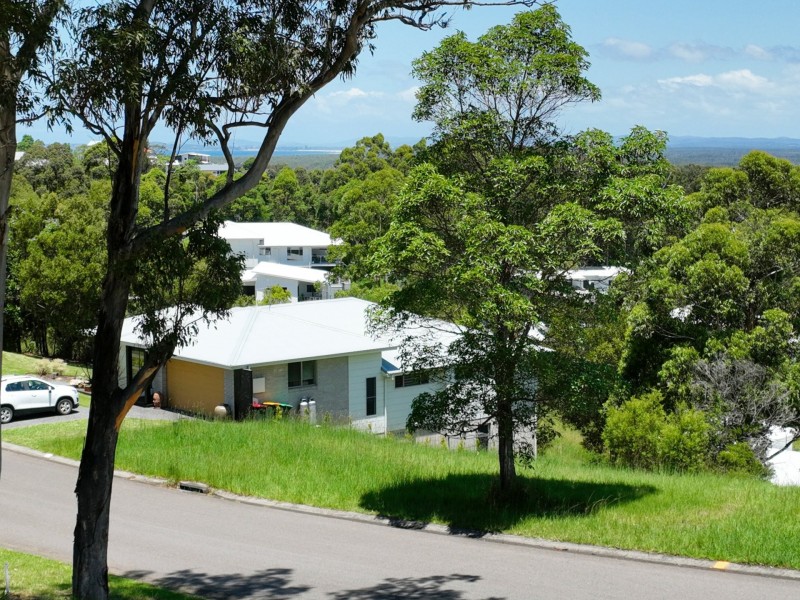 72 Coastal View Drive, Tallwoods Village NSW 2430