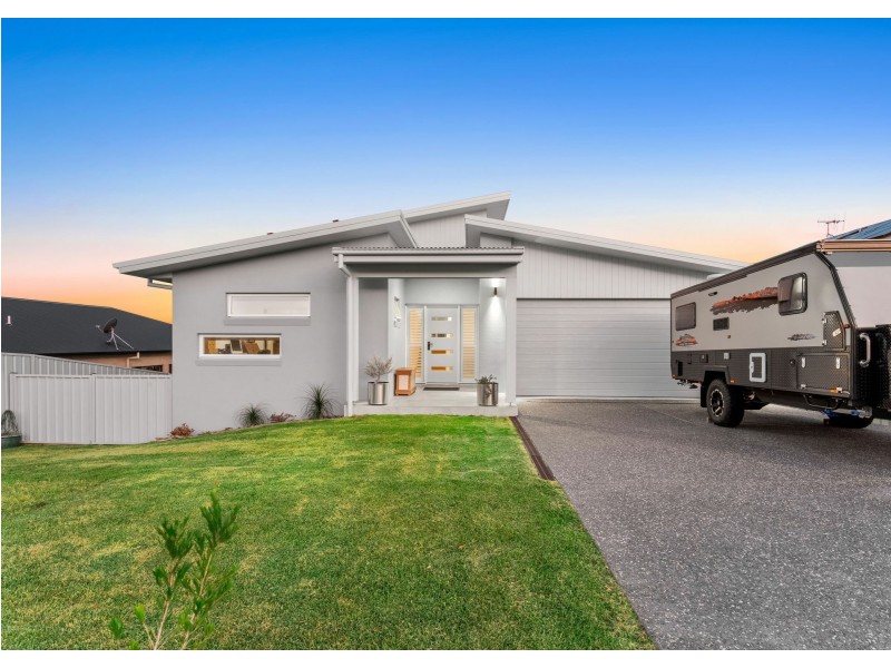 7 The Sands Way, Diamond Beach NSW 2430