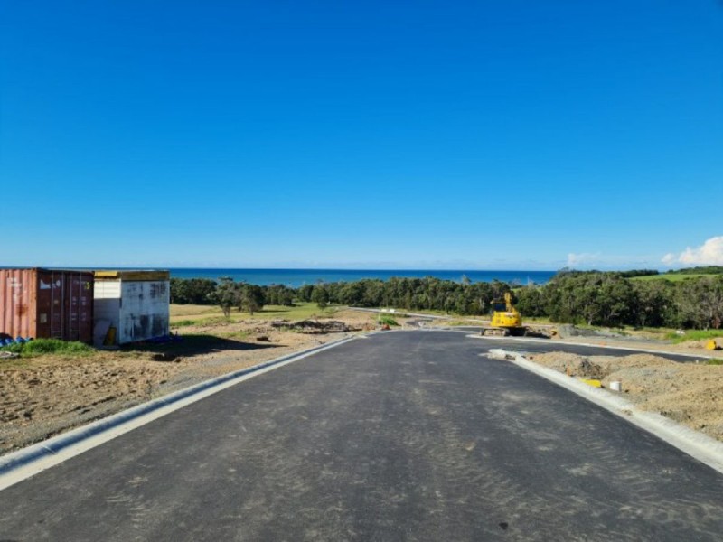 11 Ivory Street, Diamond Beach NSW 2430