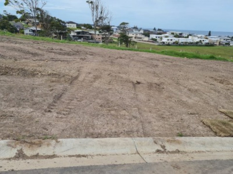 11 Ivory Street, Diamond Beach NSW 2430