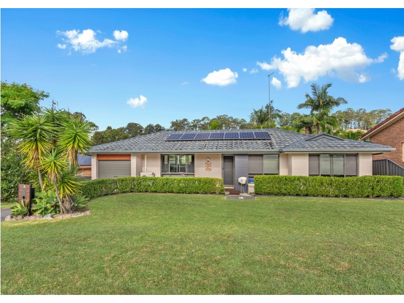 3 Coorong Place, Taree NSW 2430