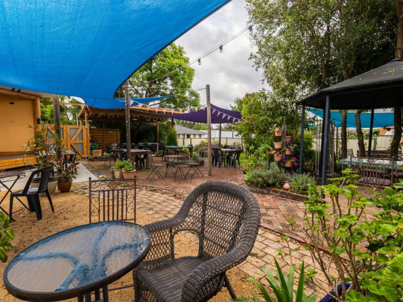 Bent on Food, Wingham NSW 2429