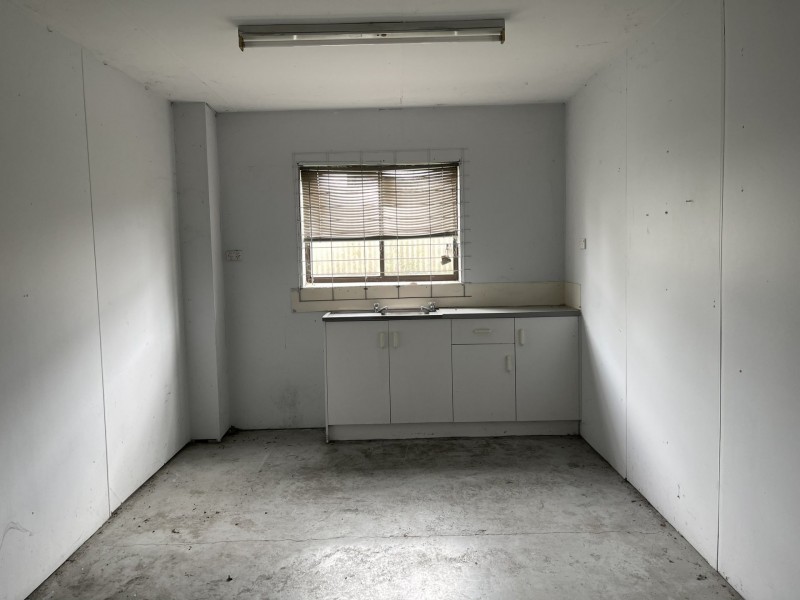 Bay 1/34 Hargreaves Drive, Taree NSW 2430