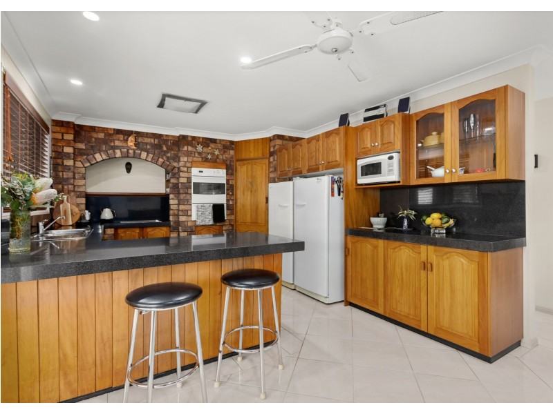 9 Apanie Close, Wingham NSW 2429