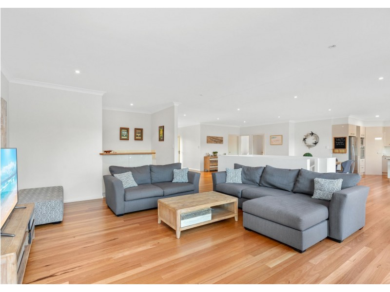 47 Hilltop Parkway, Tallwoods Village NSW 2430