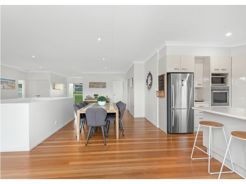 47 Hilltop Parkway, Tallwoods Village NSW 2430