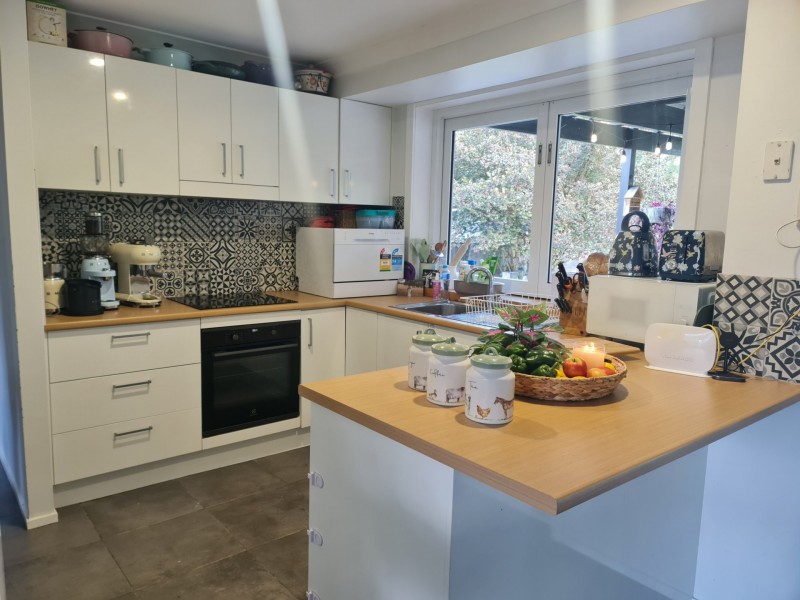 6 Macquarie Street, Lansdowne NSW 2163