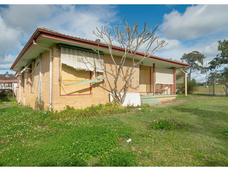 21 Valerie Street, Taree NSW 2430