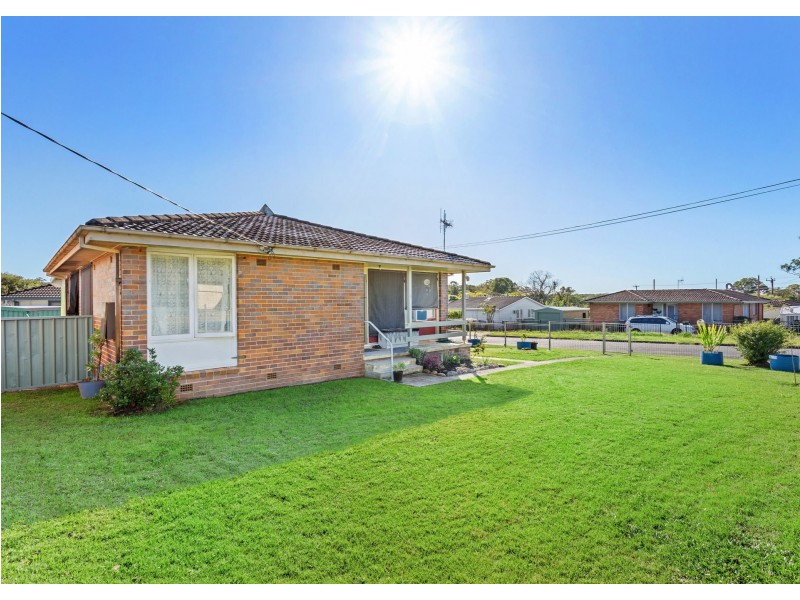 5 Ronald Road, Taree NSW 2430
