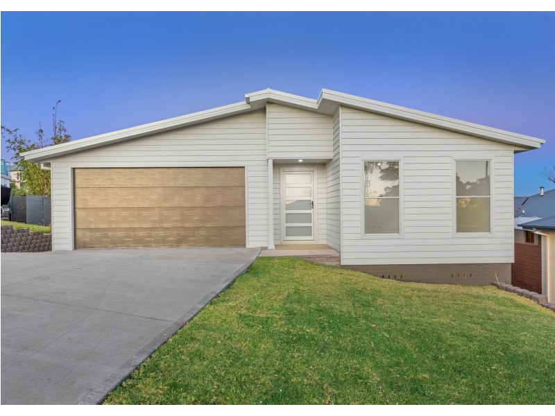 13 Lake View Way, Tallwoods Village NSW 2430