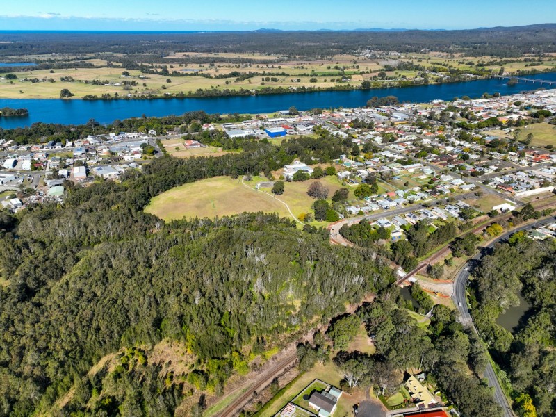 2 Wyoming Close, Taree NSW 2430