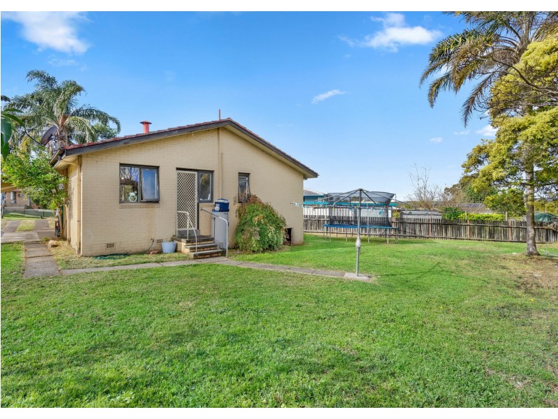 6 Mawarra Place, Taree NSW 2430