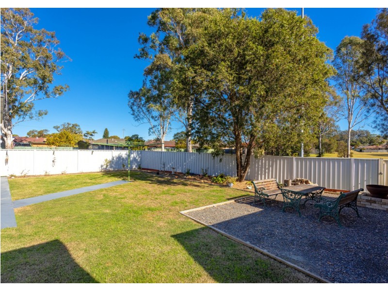 6 Sundara Close, Taree NSW 2430