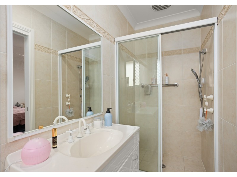 6 Sundara Close, Taree NSW 2430