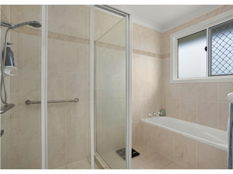 6 Sundara Close, Taree NSW 2430