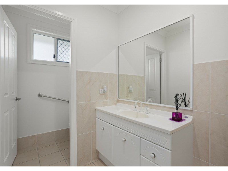 6 Sundara Close, Taree NSW 2430