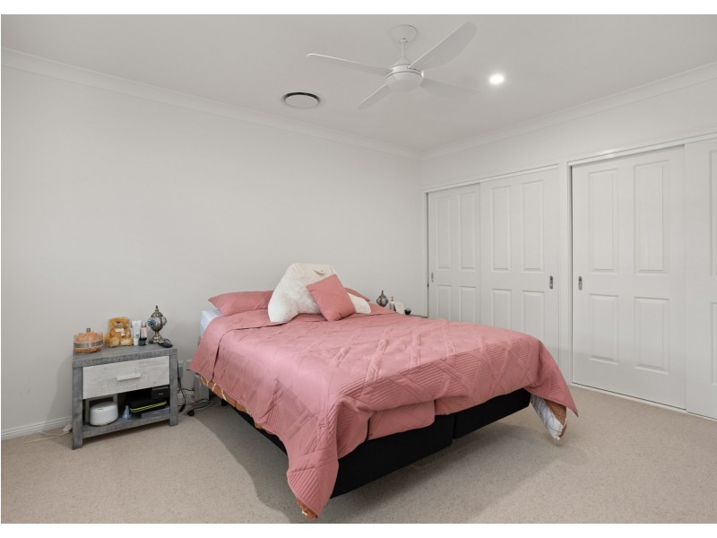 6 Sundara Close, Taree NSW 2430