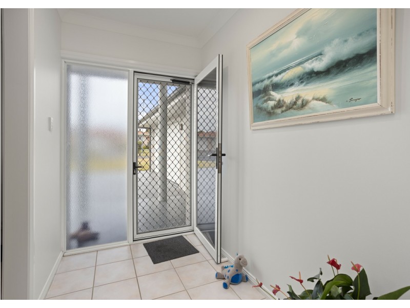 6 Sundara Close, Taree NSW 2430