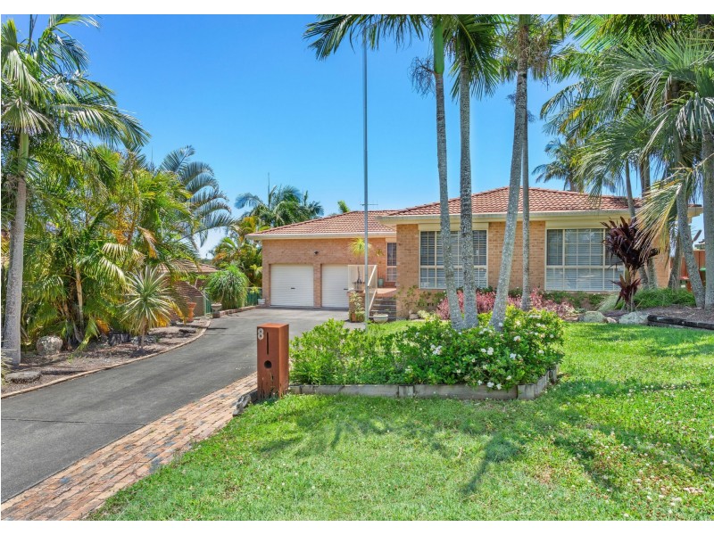 8 Alonbar Crescent, Taree NSW 2430