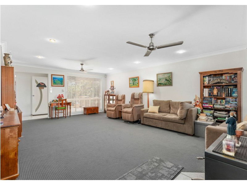 8 Alonbar Crescent, Taree NSW 2430