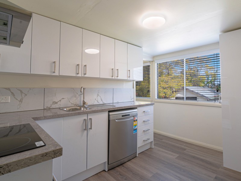 2/8 Railway Parade, Taree NSW 2430