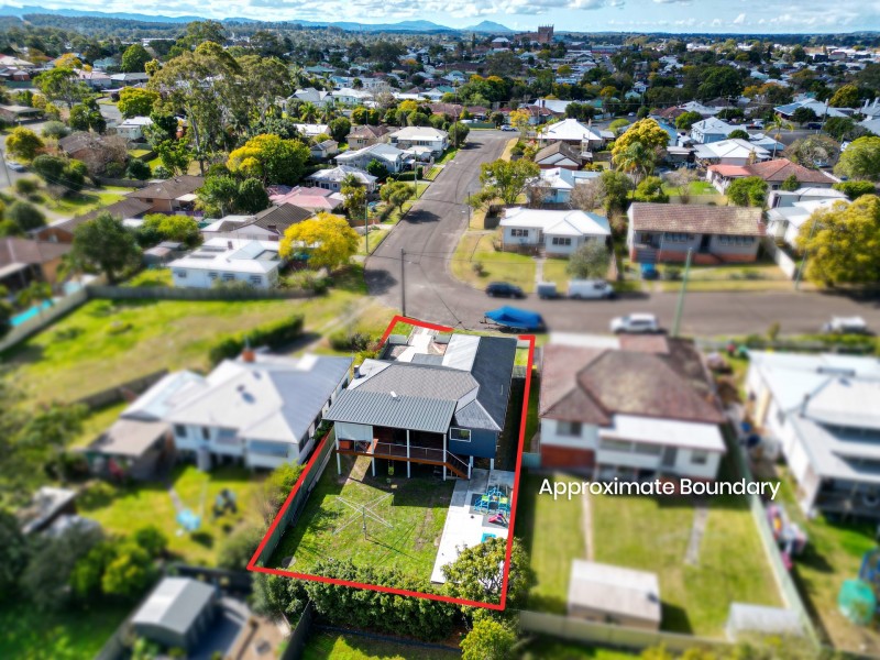 20 Hinten Crescent, Taree NSW 2430