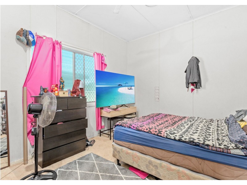 27 Dolphin Avenue, Taree NSW 2430