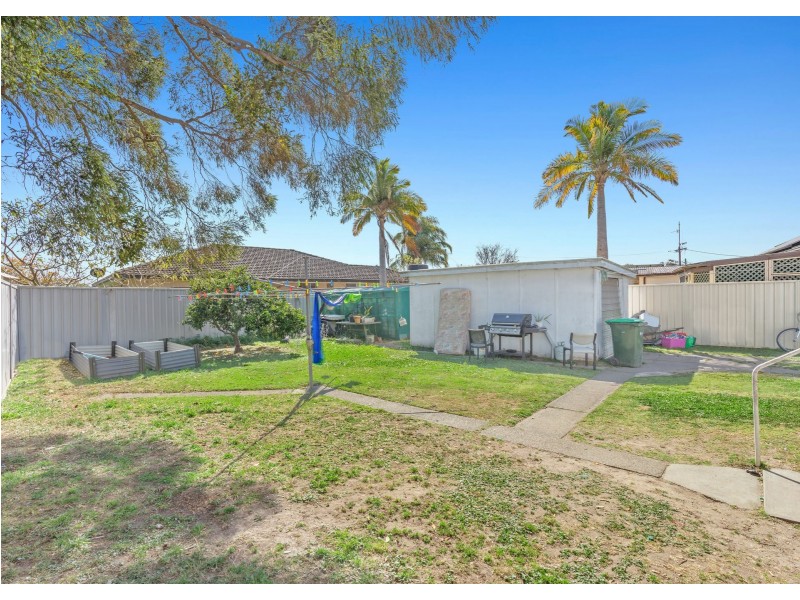 27 Dolphin Avenue, Taree NSW 2430