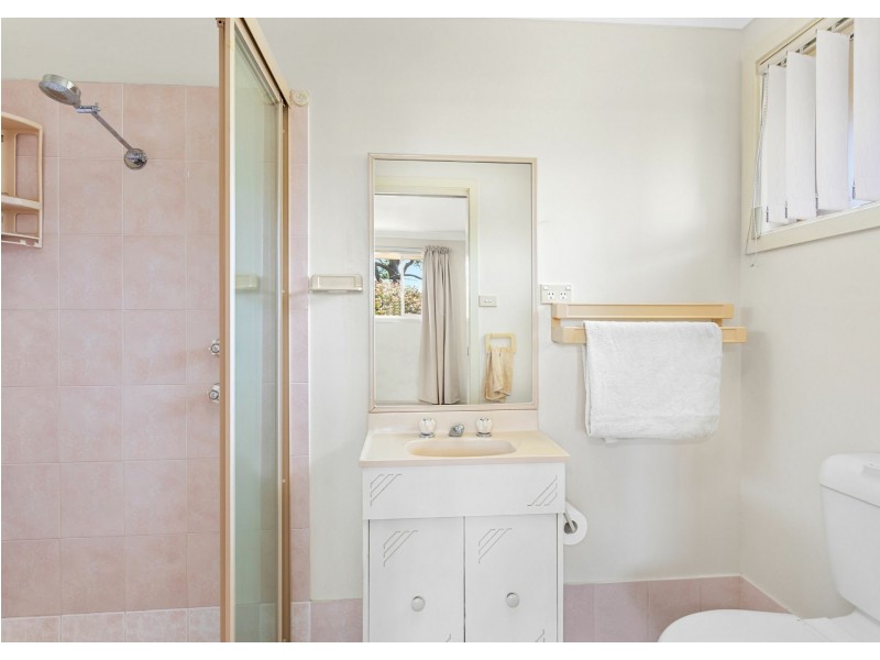 6 Narla Place, Taree NSW 2430