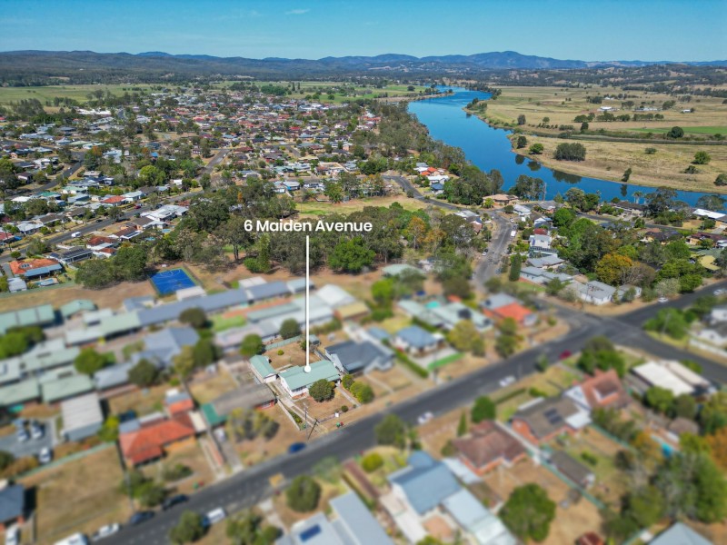 6 Maiden Avenue, Taree NSW 2430