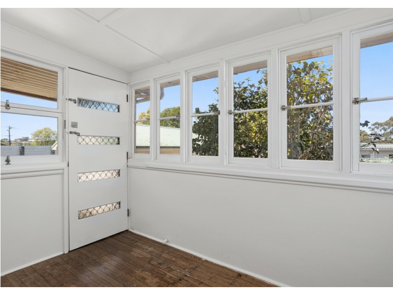 6 Maiden Avenue, Taree NSW 2430