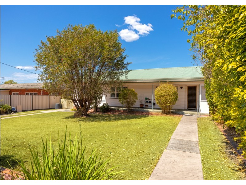 6 Maiden Avenue, Taree NSW 2430
