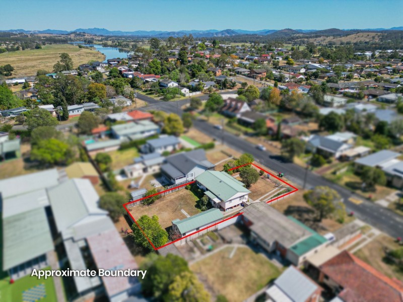 6 Maiden Avenue, Taree NSW 2430
