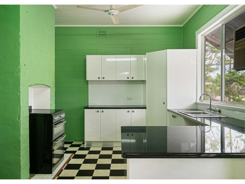 6 Bent Street, Wingham NSW 2429