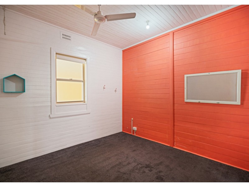 6 Bent Street, Wingham NSW 2429