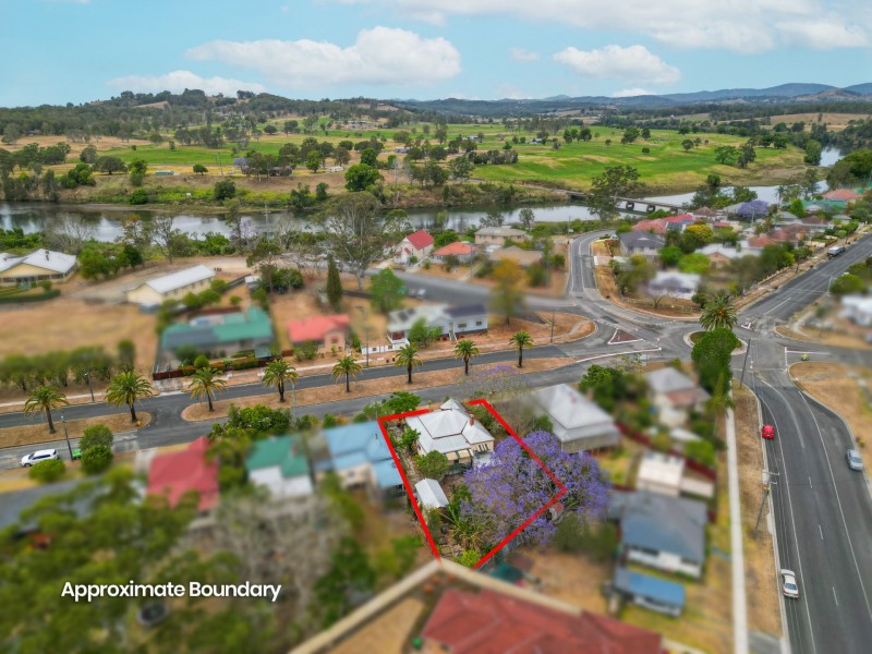 6 Bent Street, Wingham NSW 2429