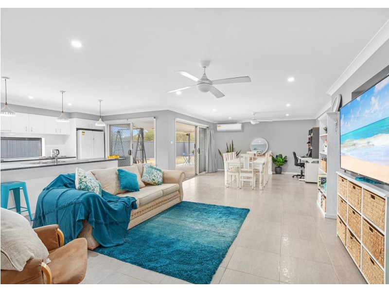 1 Malus Crescent, Taree NSW 2430