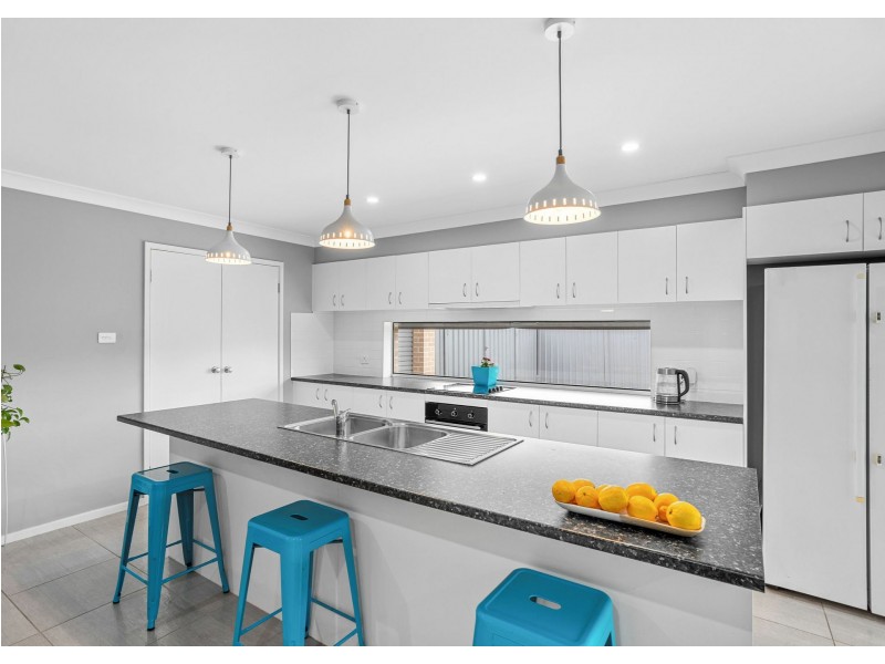 1 Malus Crescent, Taree NSW 2430