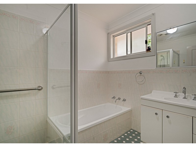 1/24 Allumba Close, Taree NSW 2430